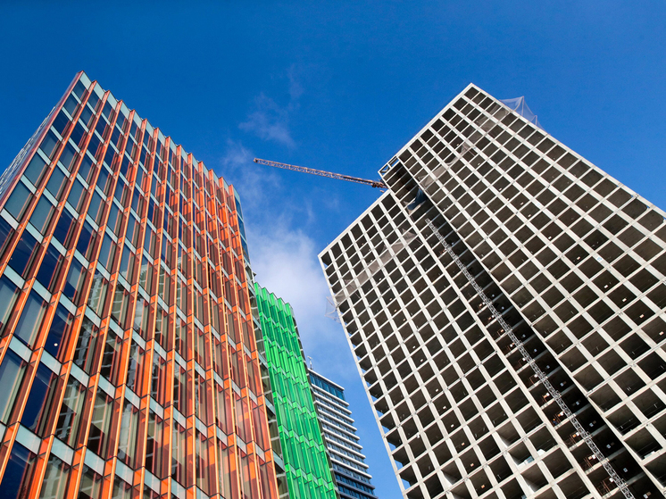 После поручения Путина о русификации застройщики отдают предпочтение названиям на кириллице