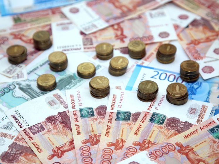 Санкции не помеха: эксперты объяснили, откуда у банков чистая прибыль в 3,8 трлн рублей