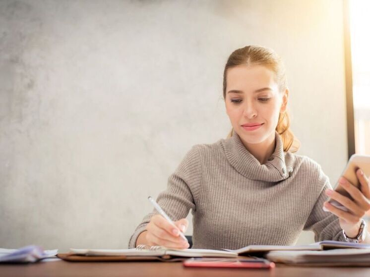 Крупные компании реального сектора преодолевают дефицит кадров с помощью стипендий для молодежи