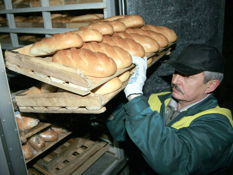 Цены на мясо, хлеб и картофель хотят заморозить до лучших времен: в чем подвох