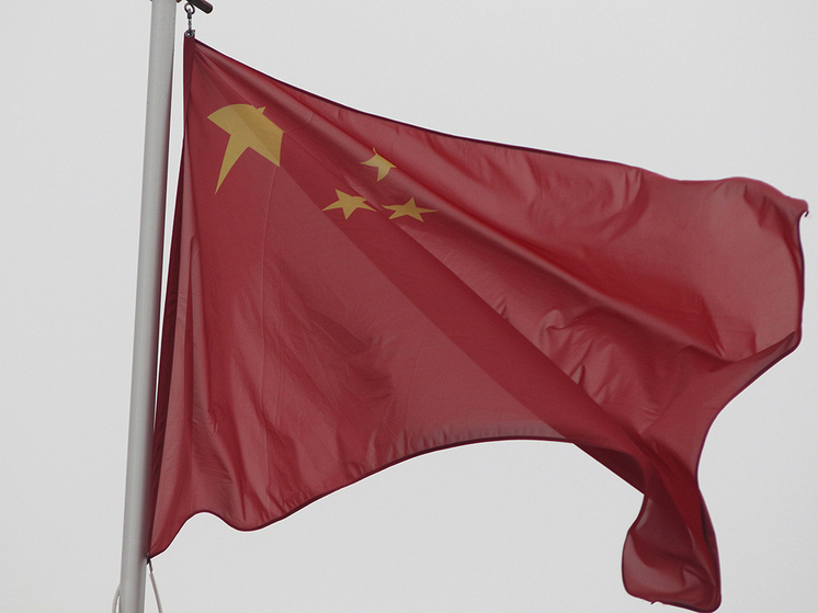 Жесткое ограничение льгот государственным служащим связали с ущербом экономике