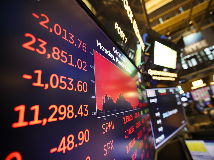 Назло Китаю: решение Трампа обрушило мировые индексы и криптовалюты