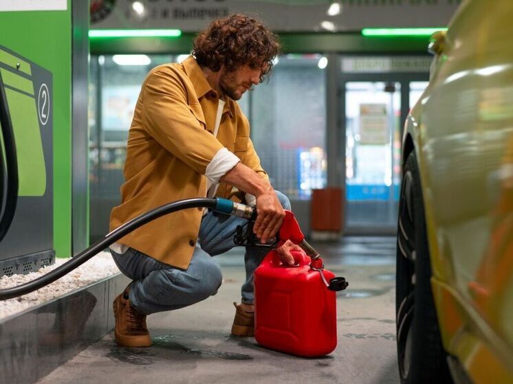 Бензин на тормозах: ждать ли новой волны подорожания на автозаправках к зиме