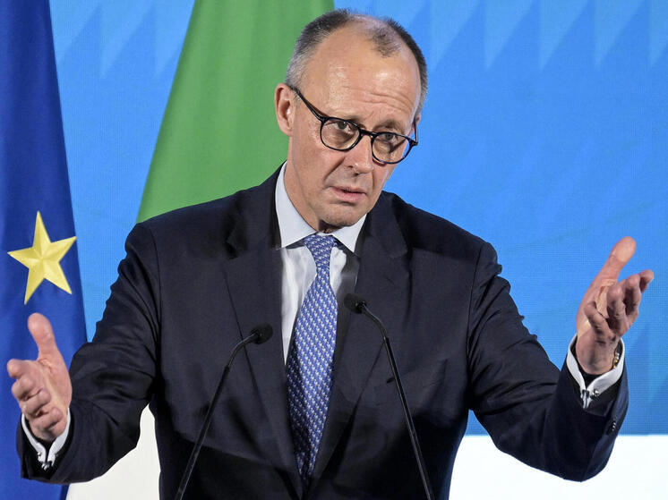 NZZ: из-за обвального спроса в Германии массово банкротятся автодилеры